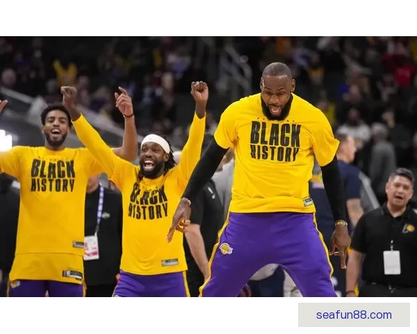 詹姆斯16年首现35分9三分悍将荣膺队史第一人