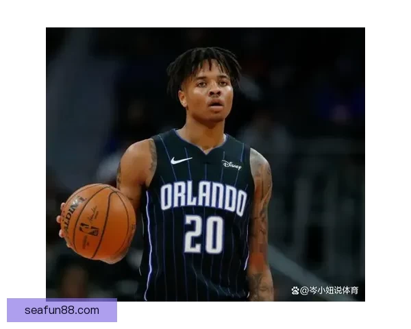 富尔茨迎来猛龙生涯首秀 接巴恩斯精准助攻命中首球